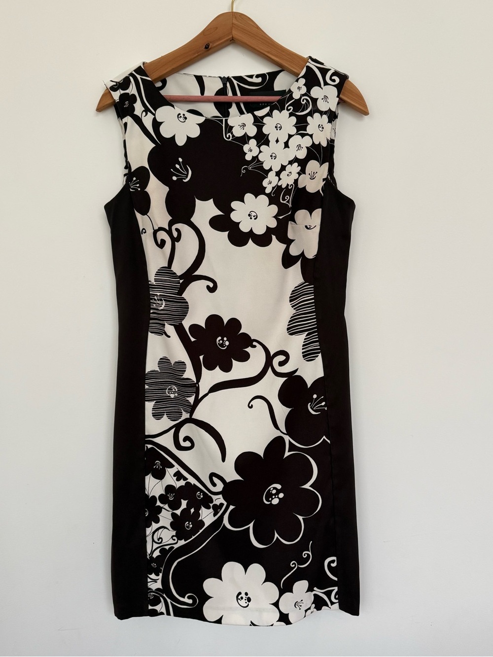Connected apparel Black & White Floral Sheath Dress
